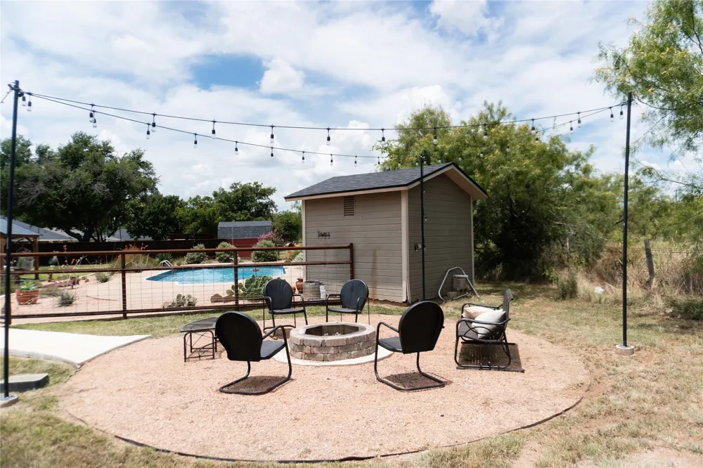 419 Windcrest Drive Early, TX 76802