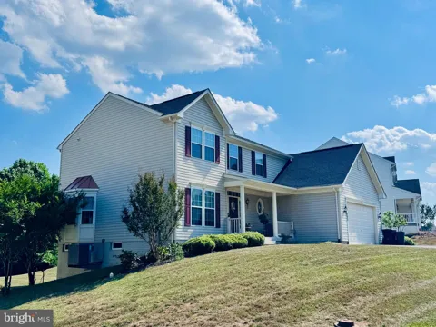 262 CANAL WAY