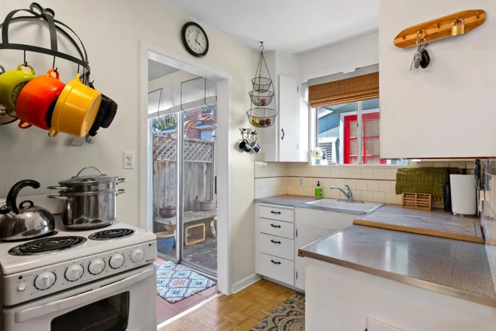 620 Sunset Drive Capitola, CA 95010