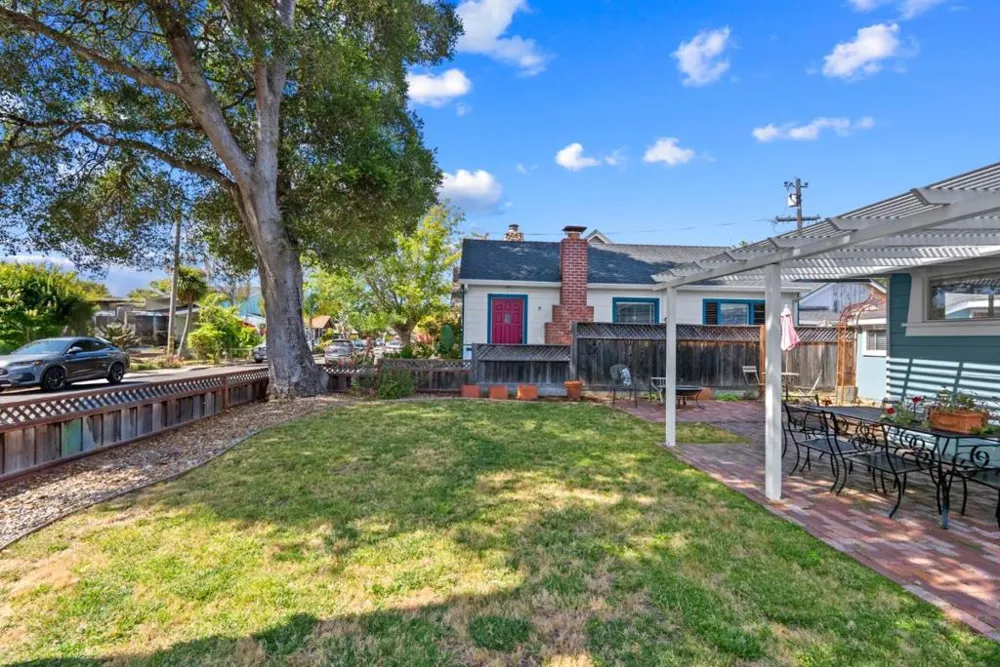 620 Sunset Drive Capitola, CA 95010