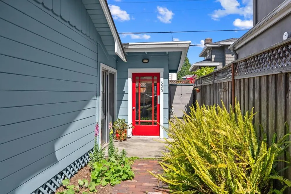 620 Sunset Drive Capitola, CA 95010