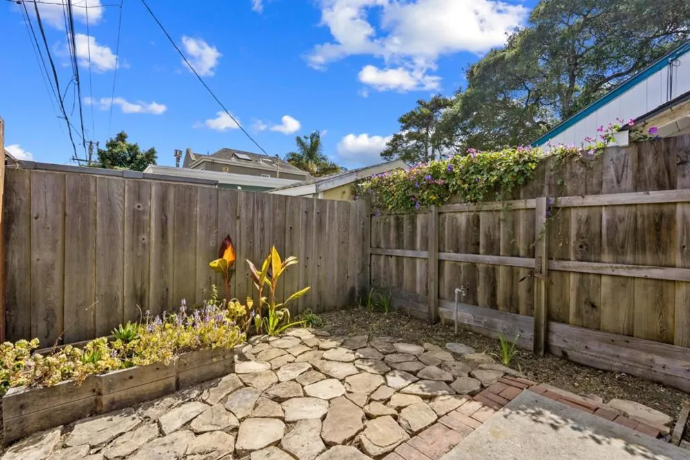 622 Sunset Drive Capitola, CA 95010