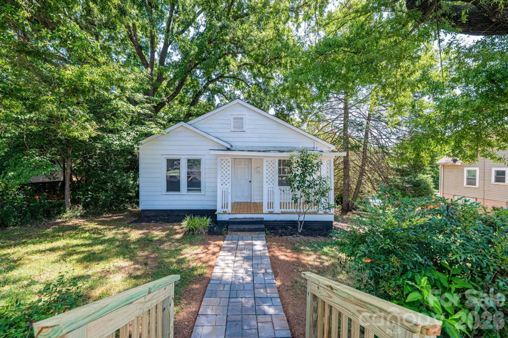 423 Davis Avenue Newton, NC 28658
