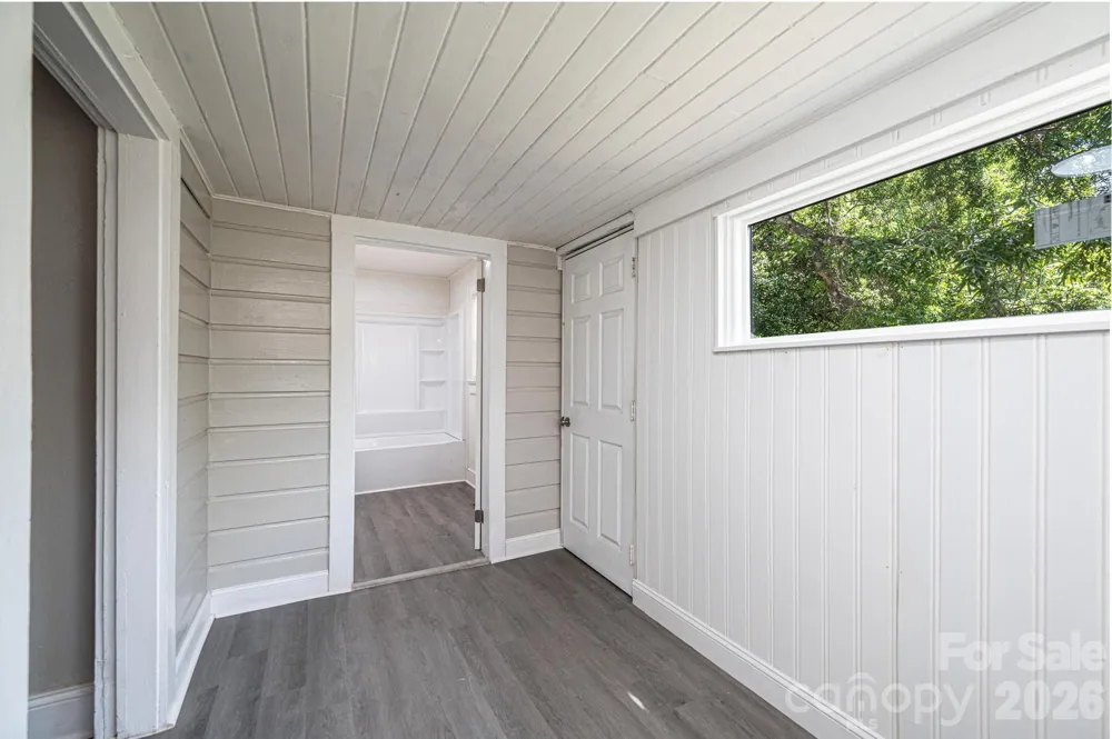 423 Davis Avenue Newton, NC 28658