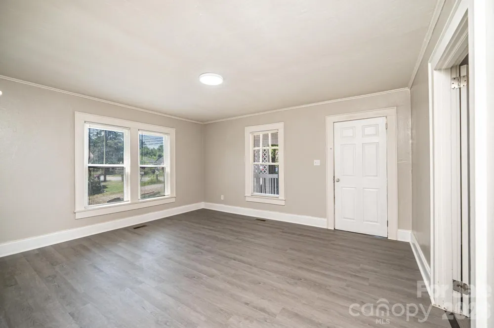 423 Davis Avenue Newton, NC 28658