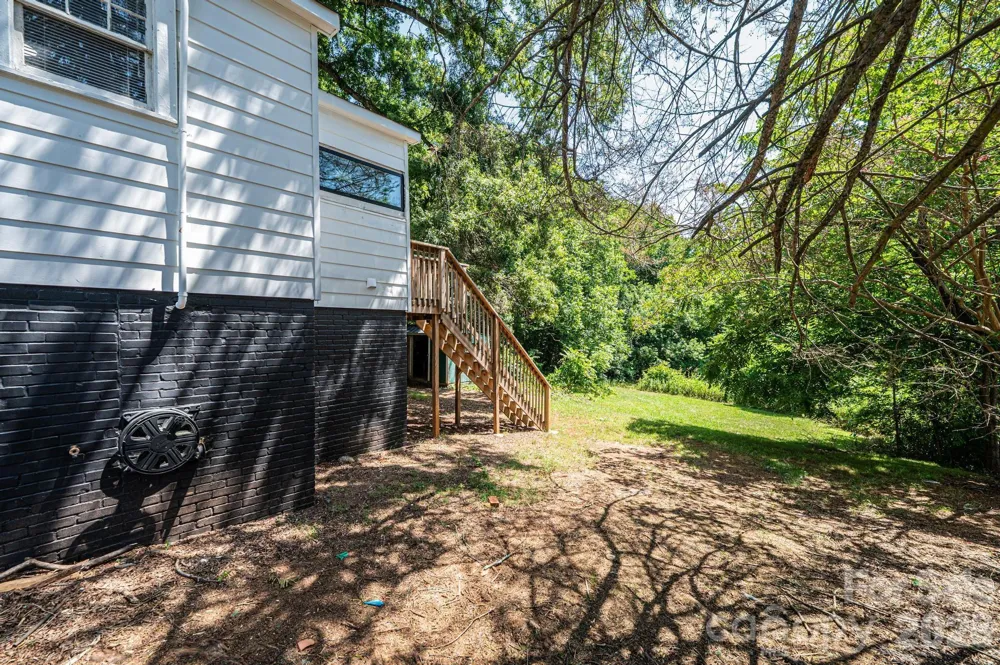 423 Davis Avenue Newton, NC 28658