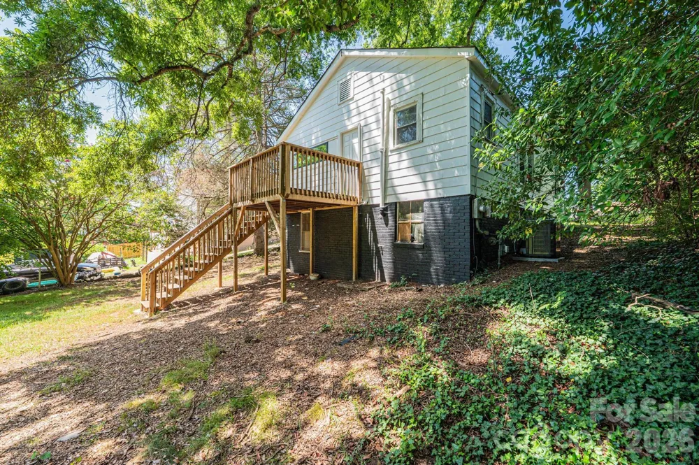 423 Davis Avenue Newton, NC 28658