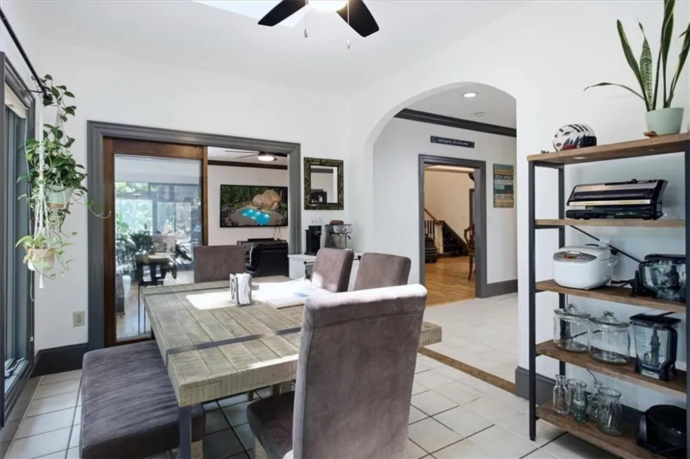 4525 Mountain View Road Oakwood, GA 30566