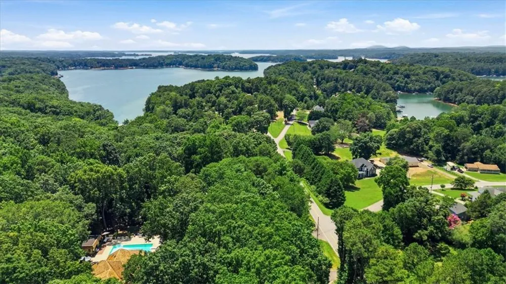 4525 Mountain View Road Oakwood, GA 30566