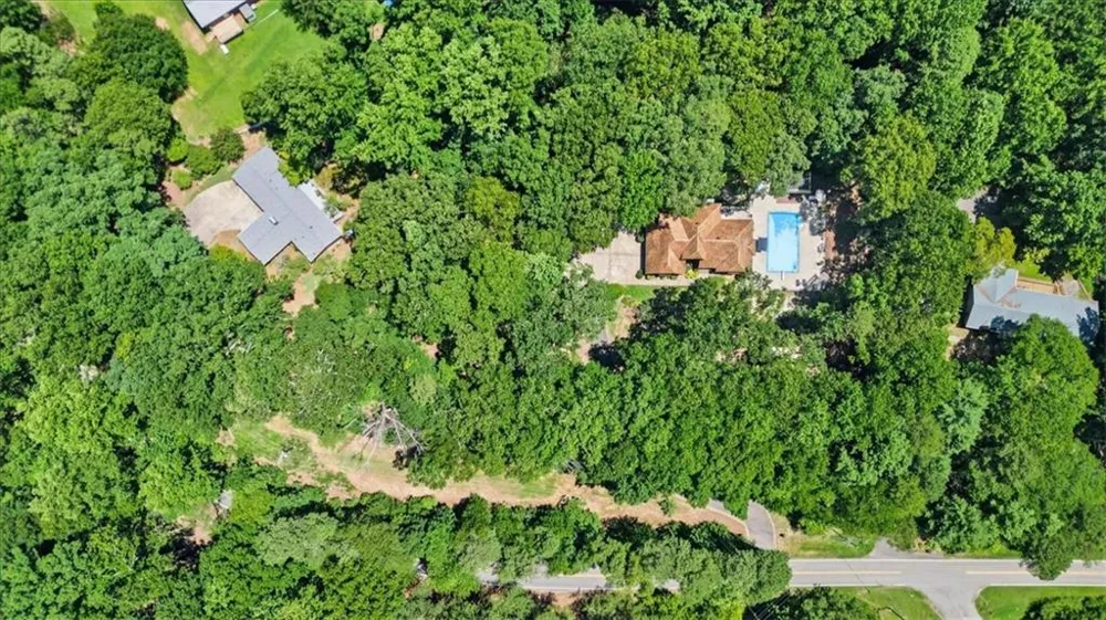 4525 Mountain View Road Oakwood, GA 30566