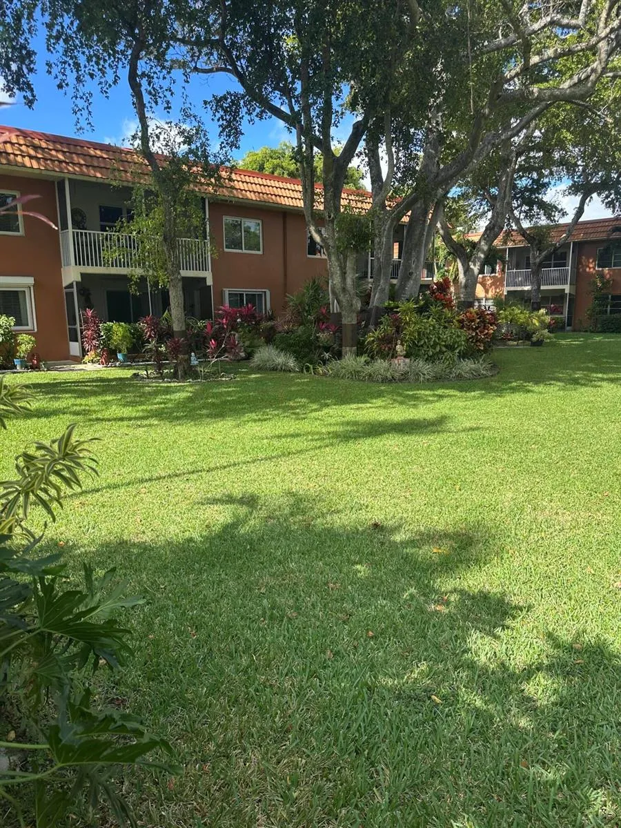 119 NE 19th Court #209g Wilton Manors, FL 33305