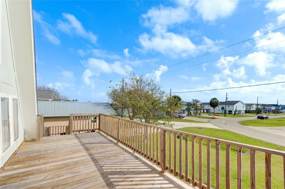 239 Redfish Drive Freeport, TX 77541
