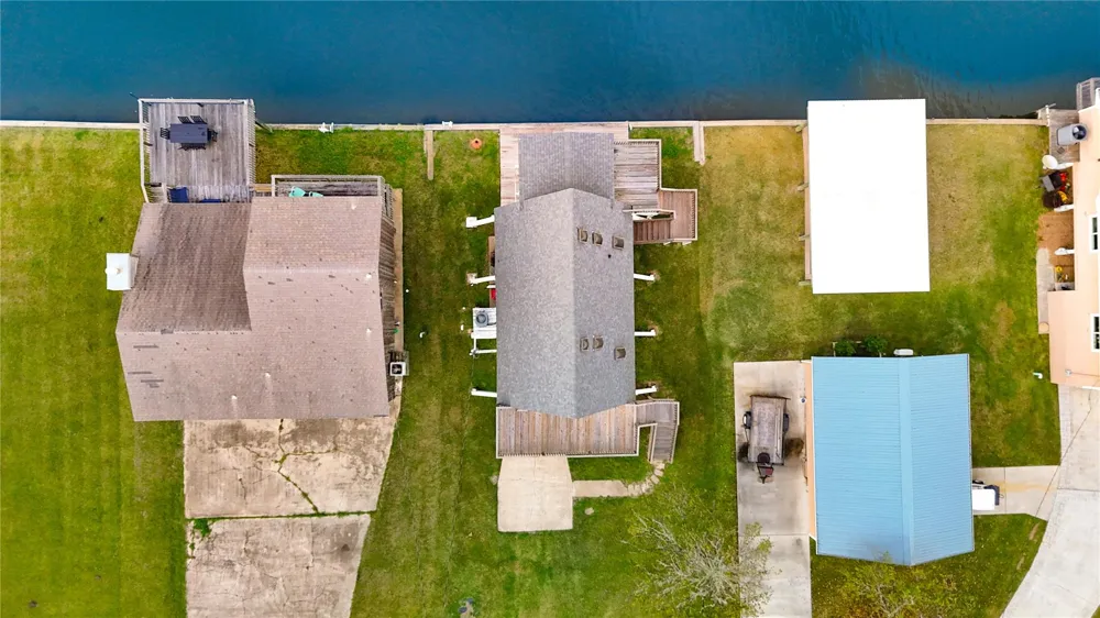 239 Redfish Drive Freeport, TX 77541