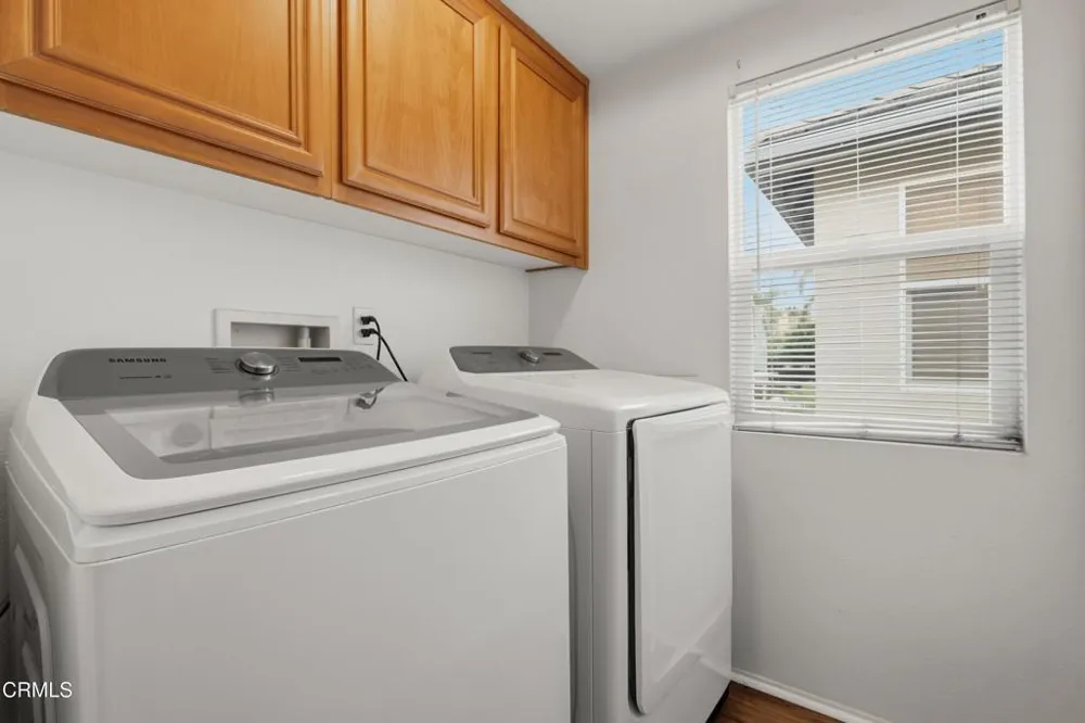 799 Saratoga Avenue Ventura, CA 93003