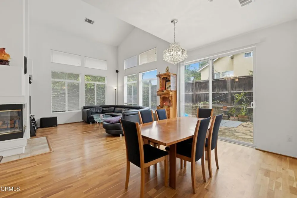 799 Saratoga Avenue Ventura, CA 93003