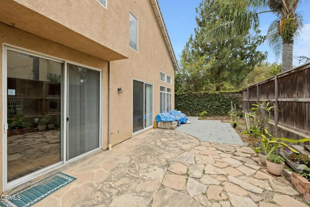 799 Saratoga Avenue Ventura, CA 93003