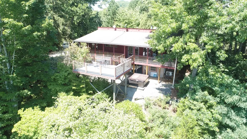 Hwy 28 N Almond, NC 28702