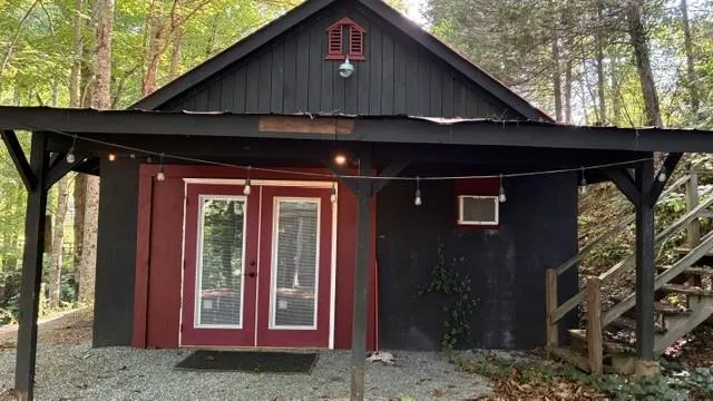 Hwy 28 N Almond, NC 28702