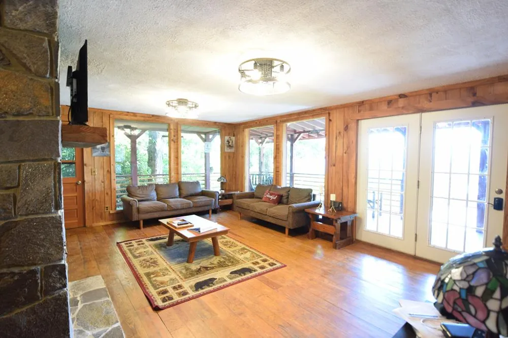 Hwy 28 N Almond, NC 28702