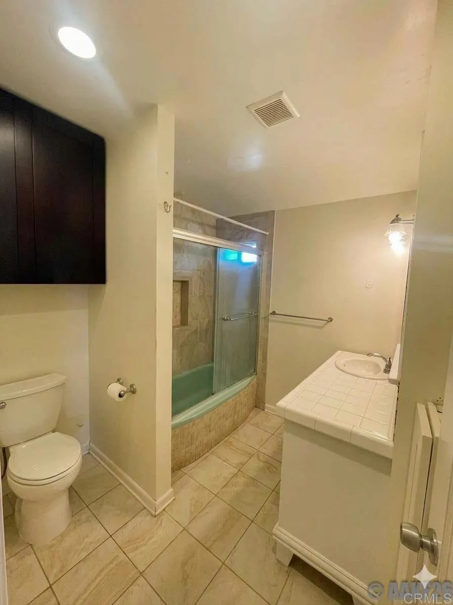 63 L Chula Vista, CA 91911