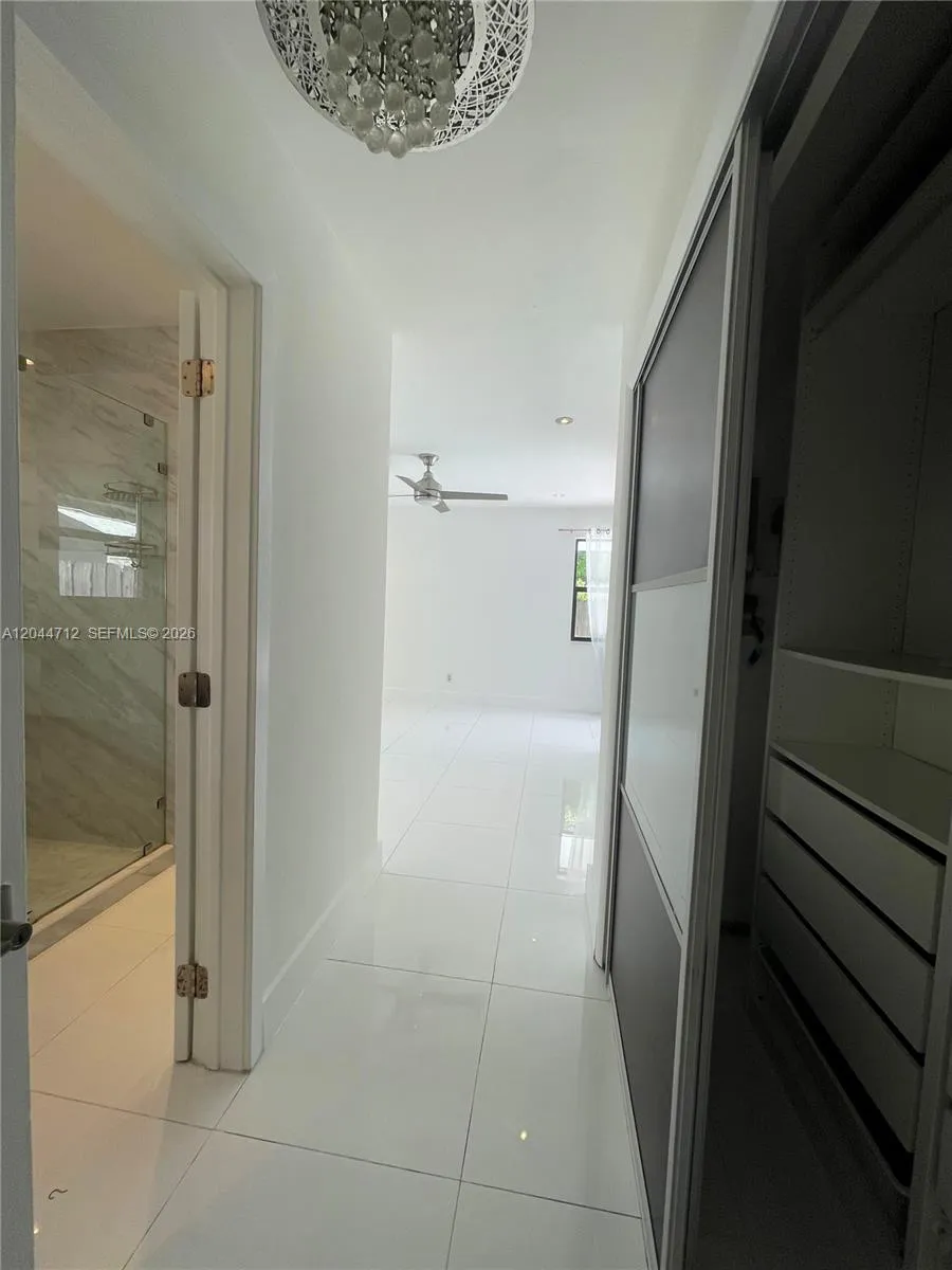 2115 Alamanda Dr North Miami, FL 33181