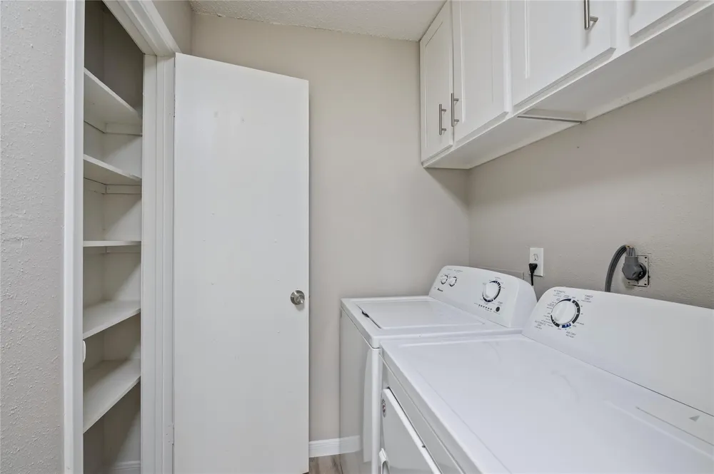 200 Yacht Club Lane #200 El Lago, TX 77586
