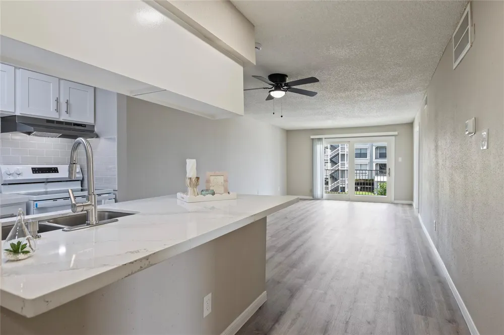 200 Yacht Club Lane #200 El Lago, TX 77586