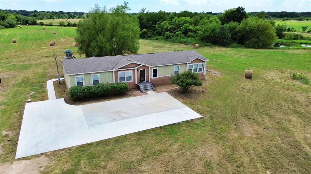 6818 Texas Highway 11 E Sulphur Springs, TX 75482