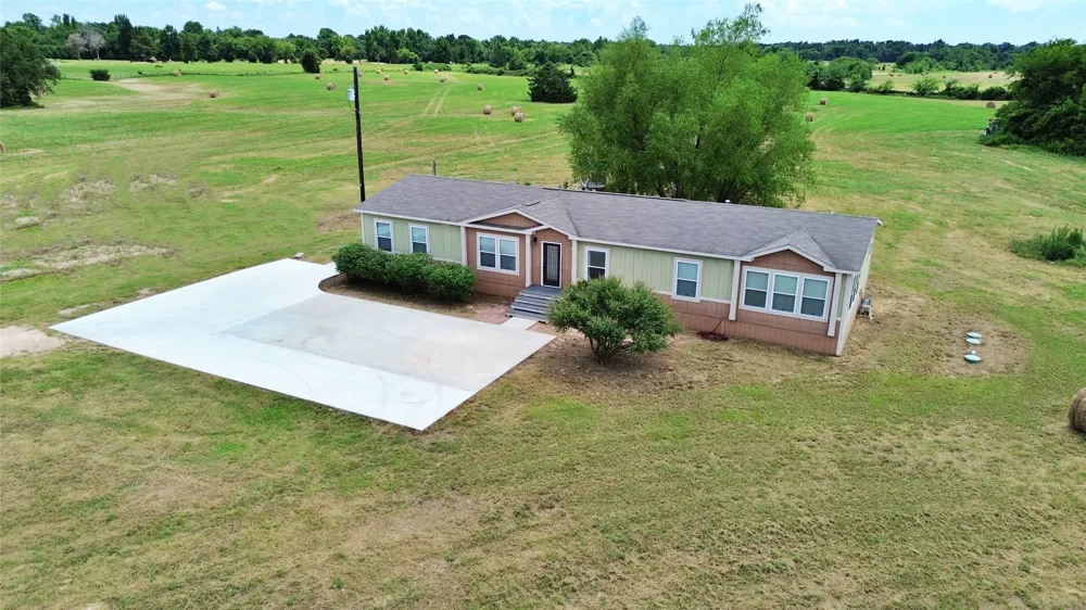 6818 Texas Highway 11 E Sulphur Springs, TX 75482