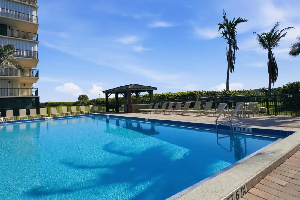 4200 Hwy A1a #112 Hutchinson Island, FL 34949