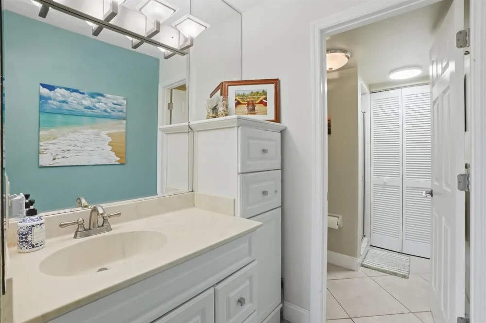 4200 Hwy A1a #112 Hutchinson Island, FL 34949
