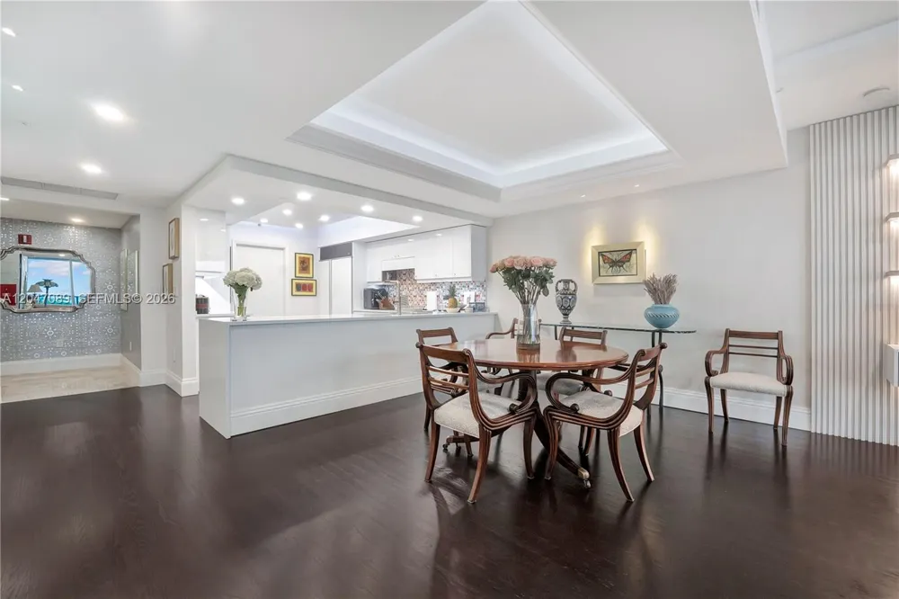 1455 Ocean Dr #904 Miami Beach, FL 33139