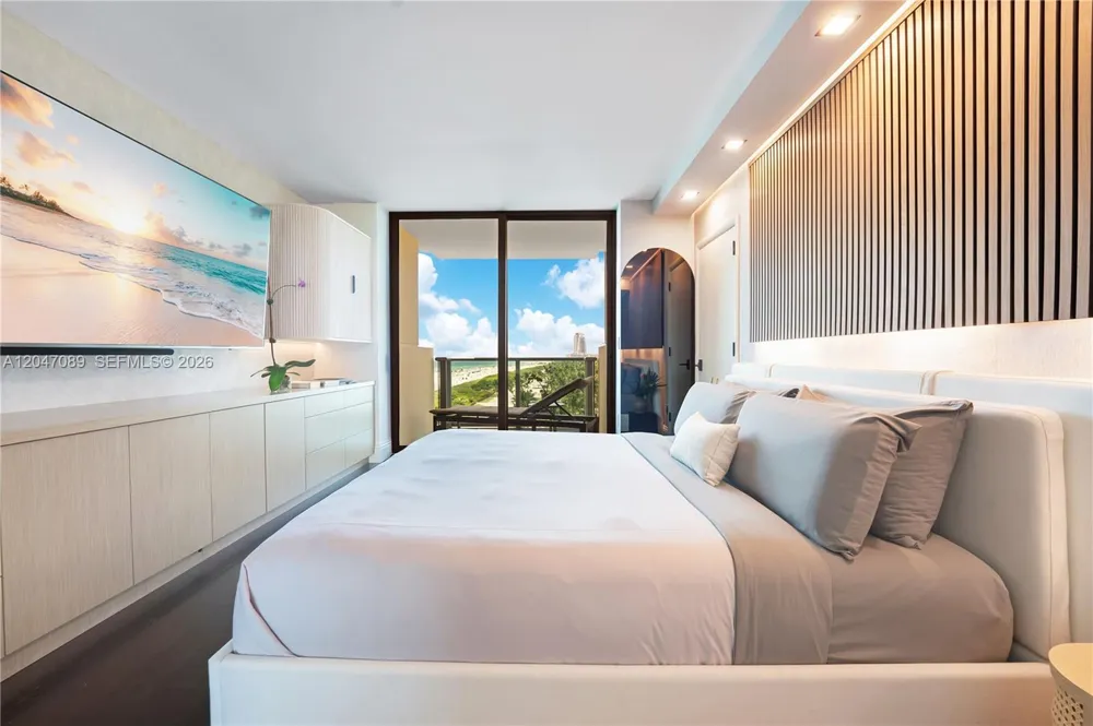 1455 Ocean Dr #904 Miami Beach, FL 33139