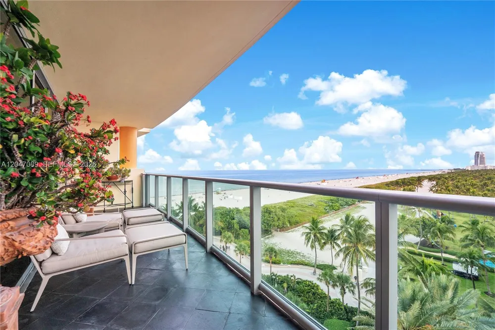 1455 Ocean Dr #904 Miami Beach, FL 33139