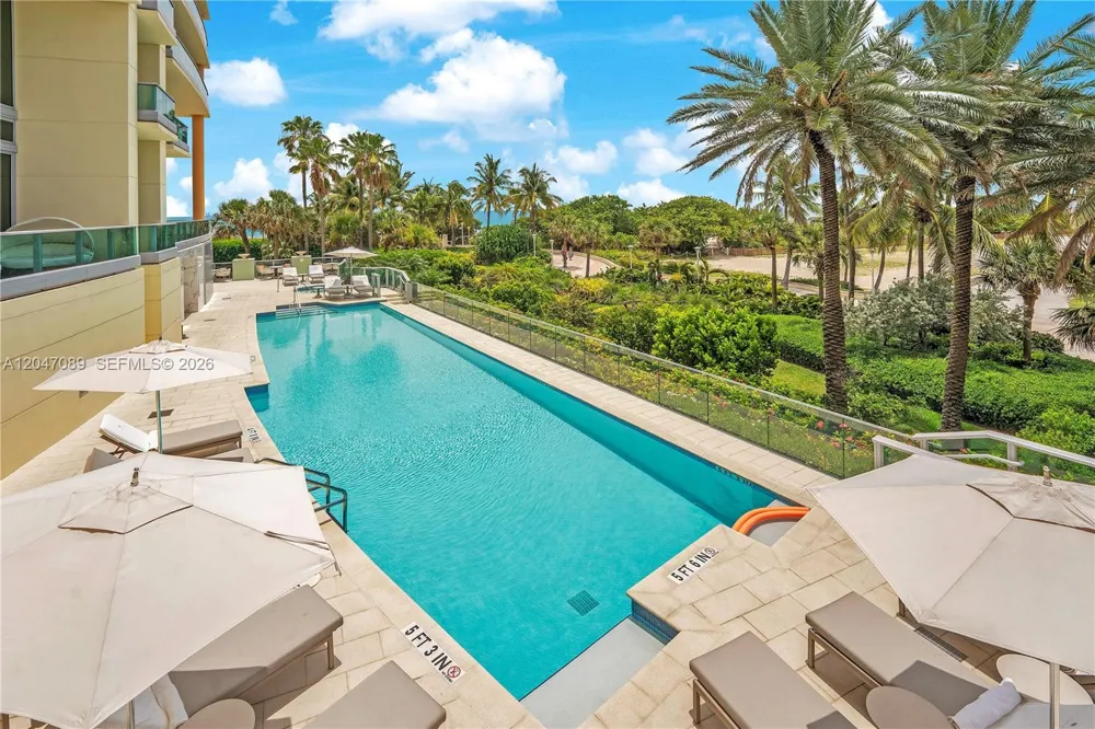 1455 Ocean Dr #904 Miami Beach, FL 33139