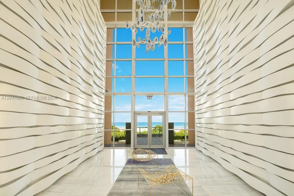1455 Ocean Dr #904 Miami Beach, FL 33139