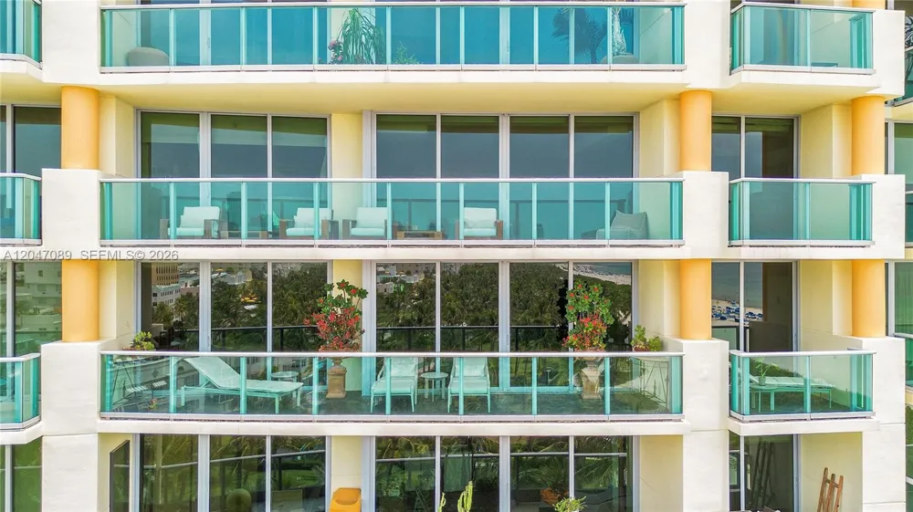 1455 Ocean Dr #904 Miami Beach, FL 33139