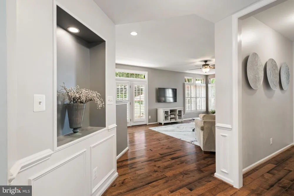 42702 MIDDLE RIDGE PLACE Broadlands, VA 20148