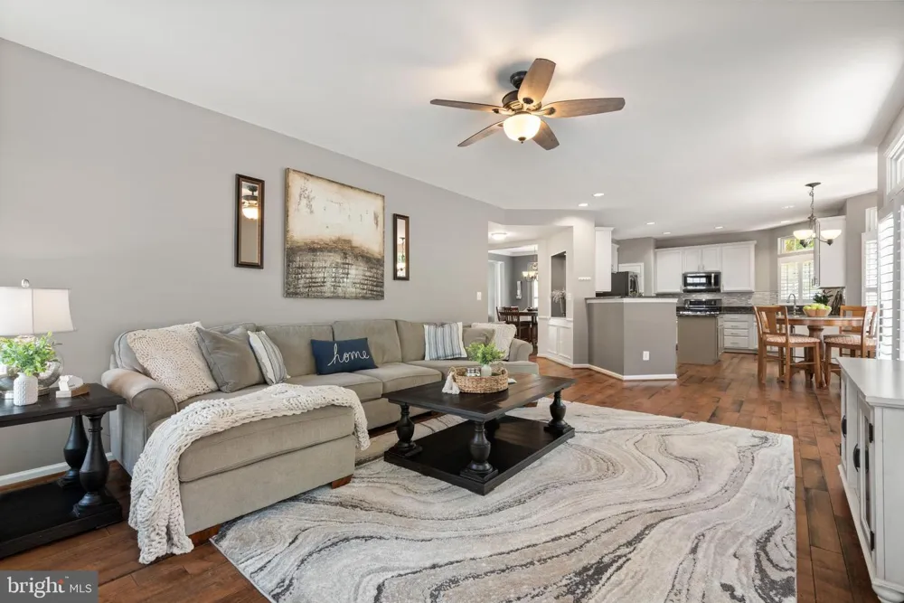 42702 MIDDLE RIDGE PLACE Broadlands, VA 20148