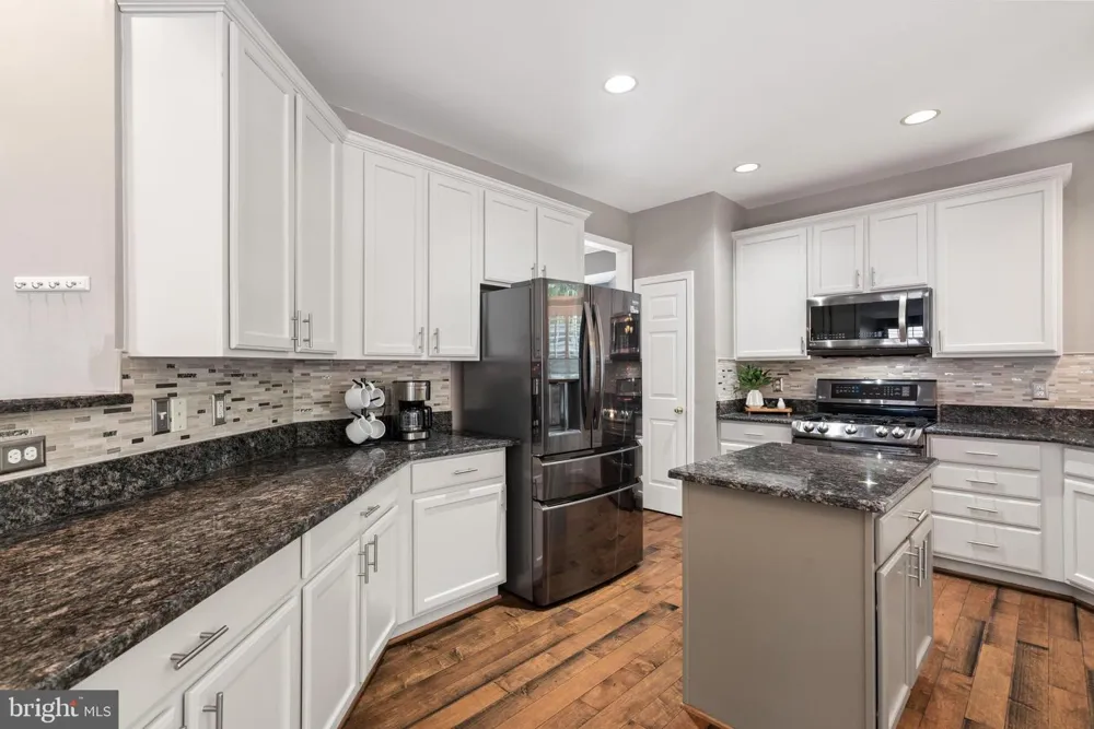 42702 MIDDLE RIDGE PLACE Broadlands, VA 20148