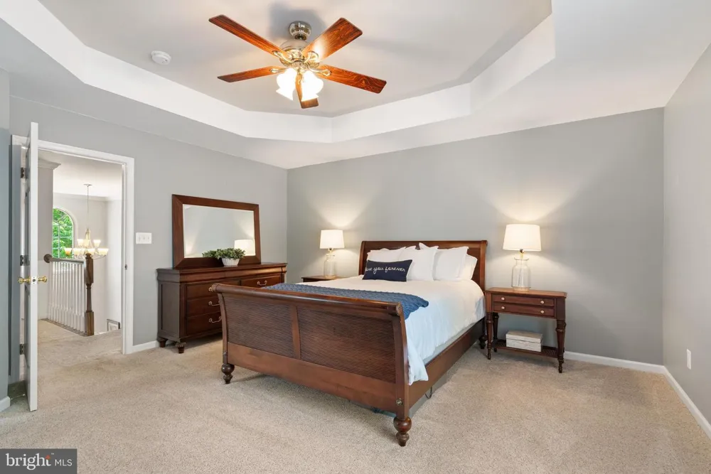 42702 MIDDLE RIDGE PLACE Broadlands, VA 20148