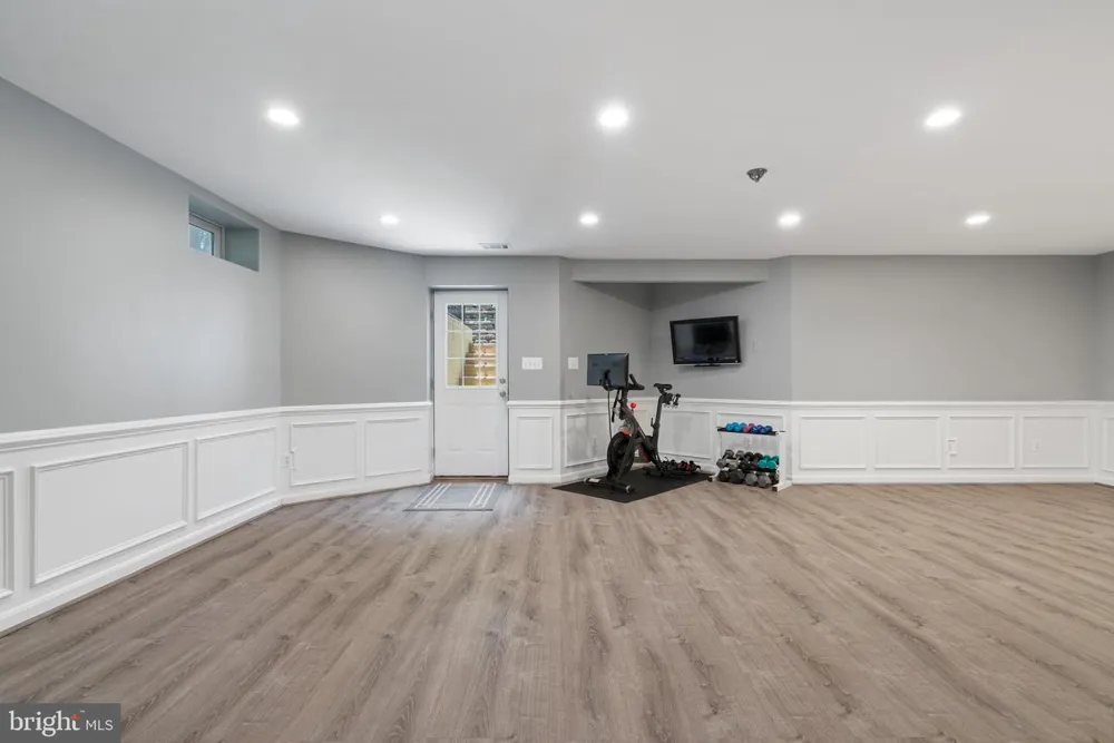 42702 MIDDLE RIDGE PLACE Broadlands, VA 20148