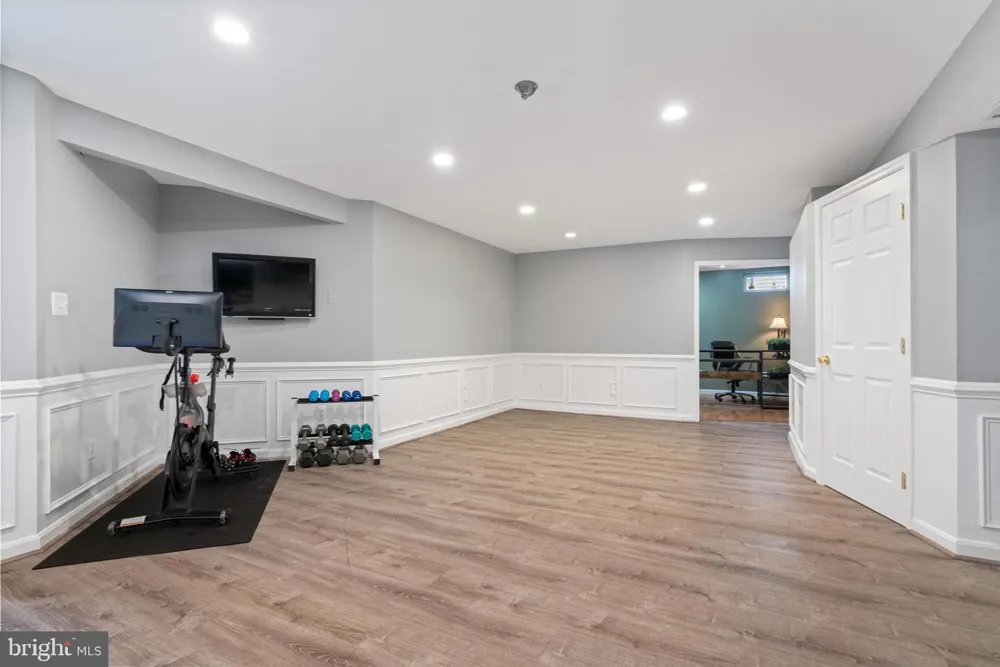 42702 MIDDLE RIDGE PLACE Broadlands, VA 20148