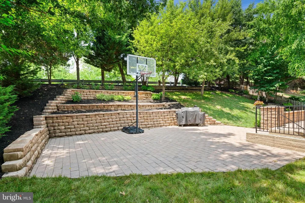 42702 MIDDLE RIDGE PLACE Broadlands, VA 20148