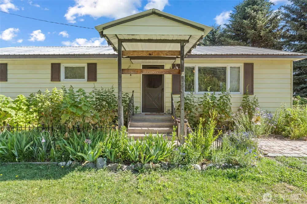 511 Valley Westside Road Colville, WA 99114