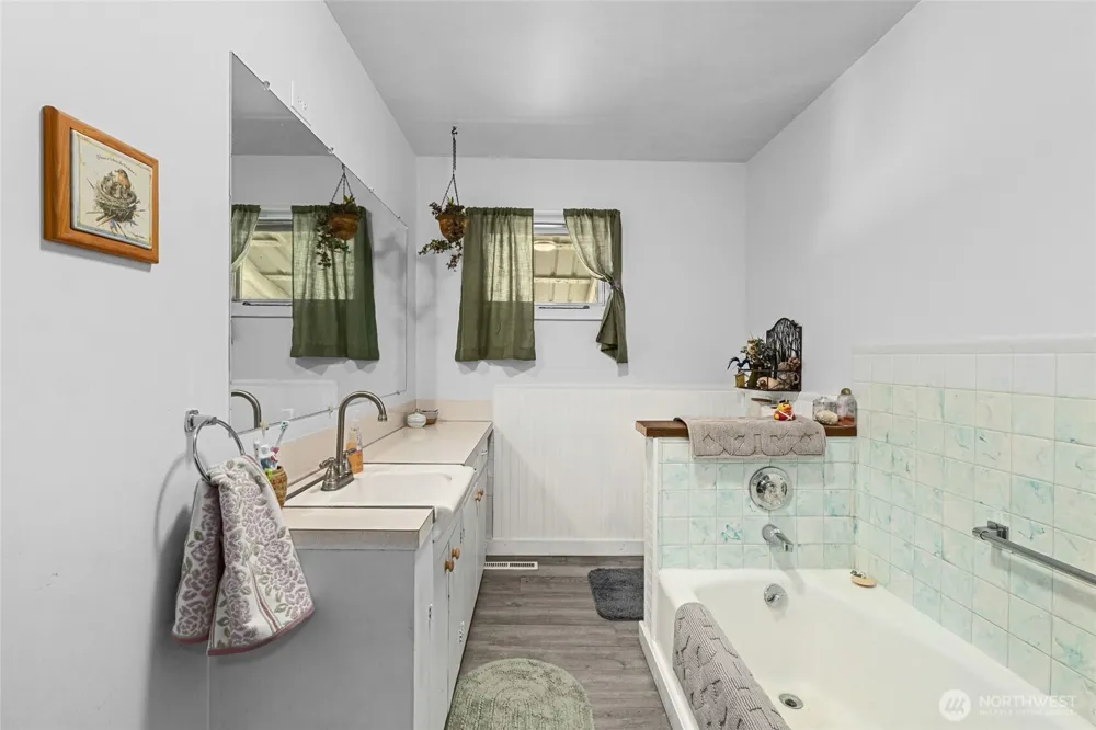 511 Valley Westside Road Colville, WA 99114