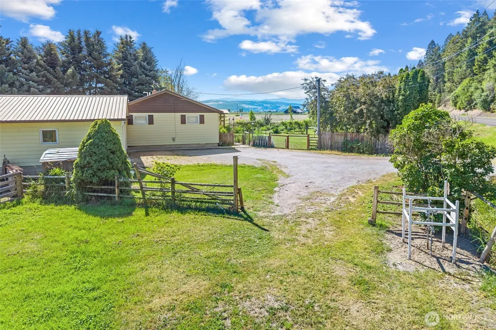 511 Valley Westside Road Colville, WA 99114