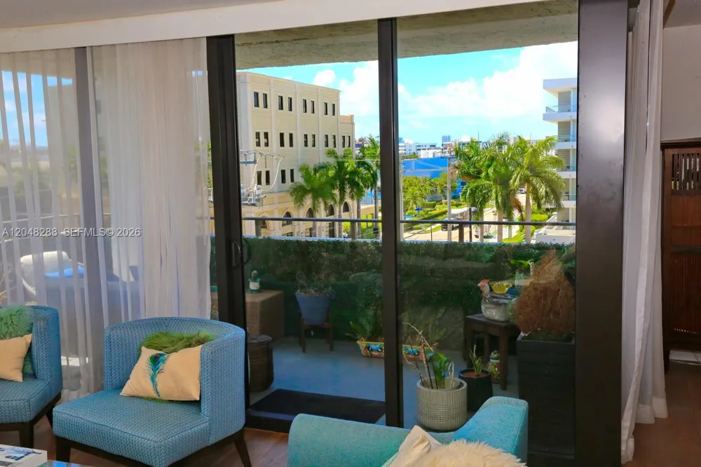 9660 W Bay Harbor Dr #5A Bay Harbor Islands, FL 33154