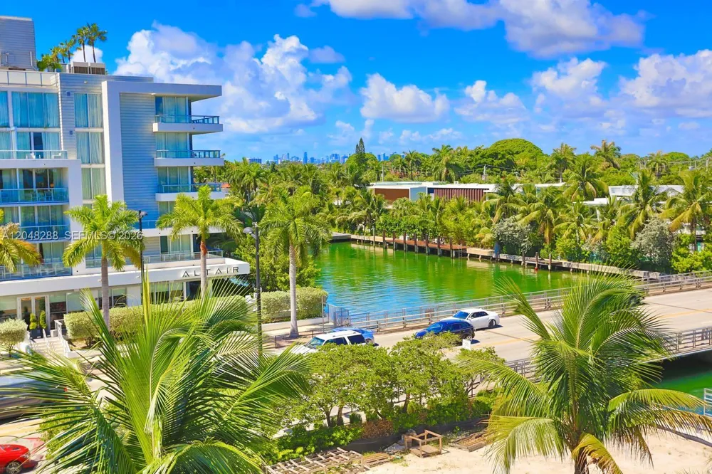 9660 W Bay Harbor Dr #5A Bay Harbor Islands, FL 33154
