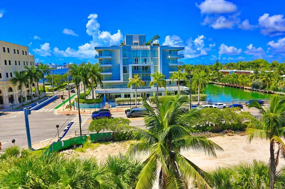 9660 W Bay Harbor Dr #5A Bay Harbor Islands, FL 33154